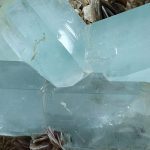 Mineral de piedra aguamarina azul