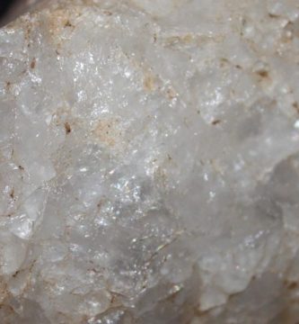 Cristal de Cuarzo Lechoso